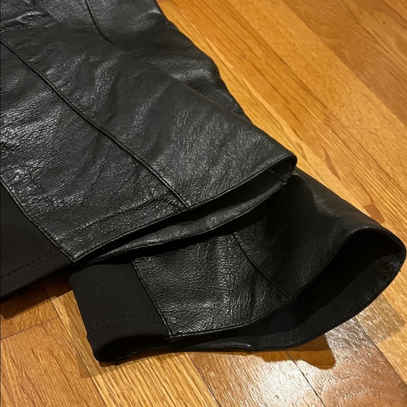 Elegant Steve Madden Creation Black Leather Boots - Picture 5 of 5